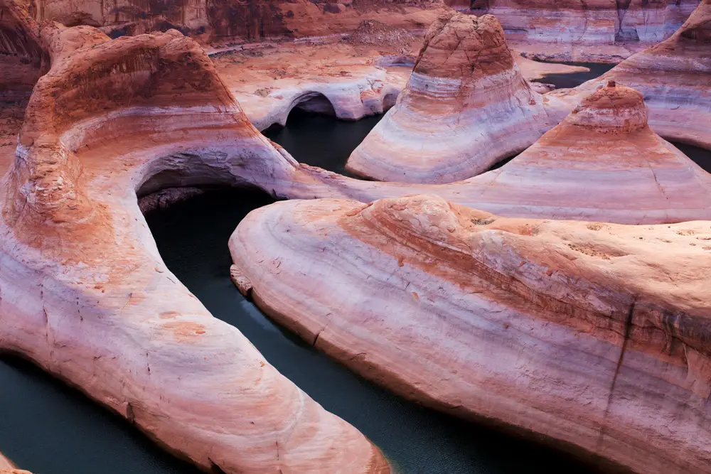 Reflection Canyon Utah: A Hidden Desert Treasure for Adventure Lovers